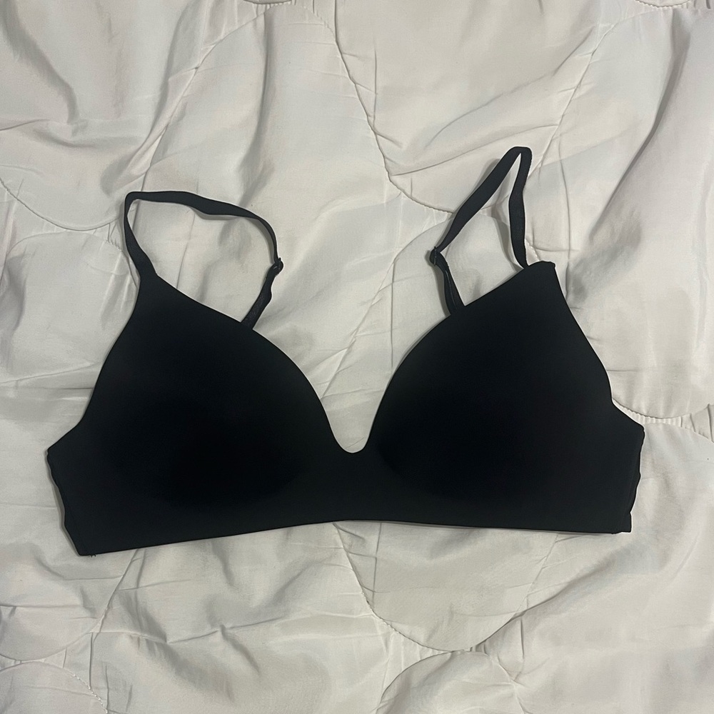 Victoria Secret Seamless Bra
